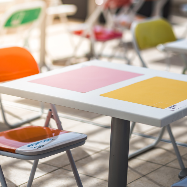 pantone chair exterior table