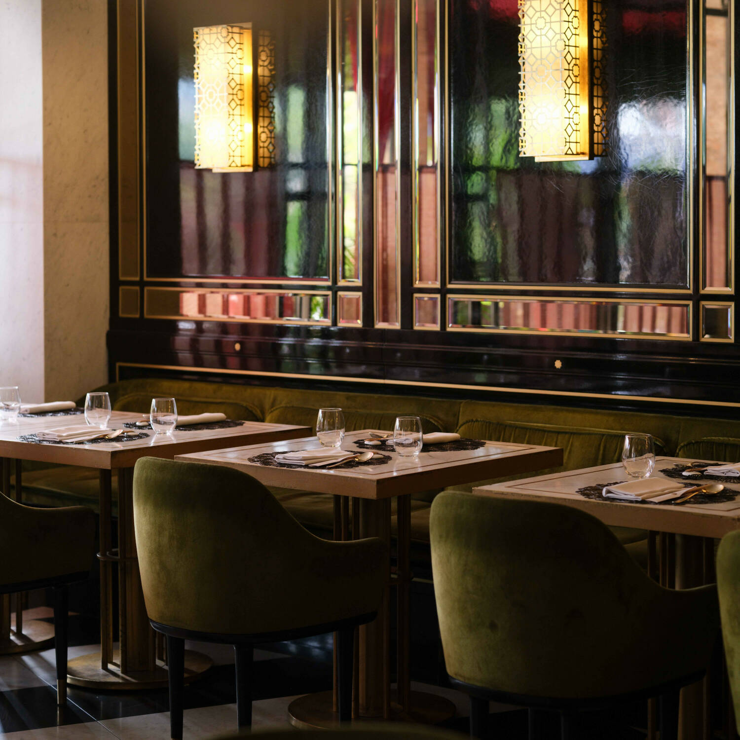 Song Qi, a luxurious Chinese Restaurant - Riccardo Giraudi